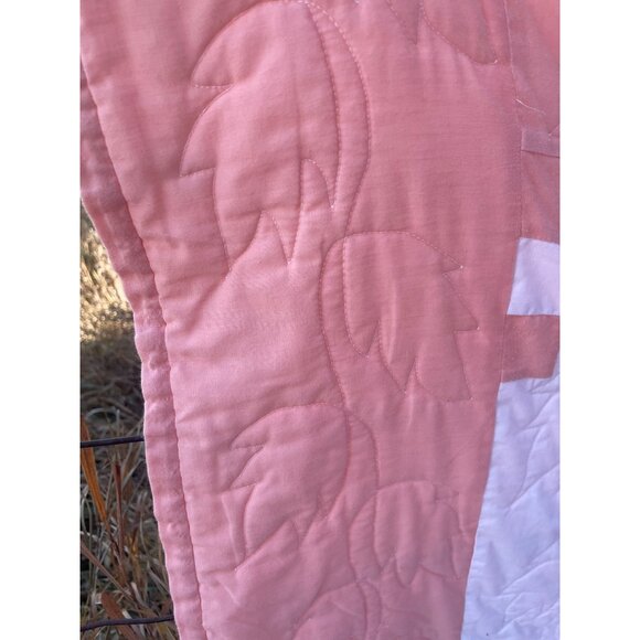 Vintage 1970s Cross Stitch Flower Quilt Cotton 75x100 - Picture 16 of 16